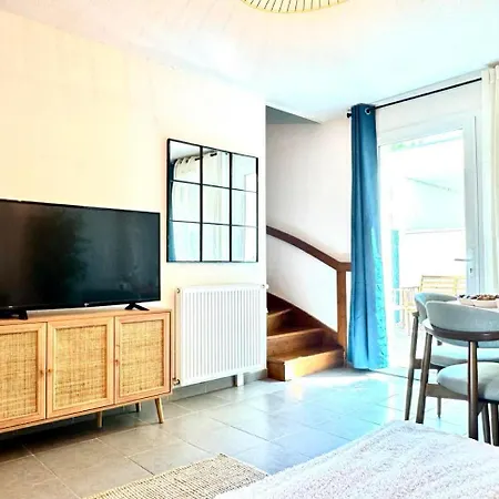 Apartment Charming House